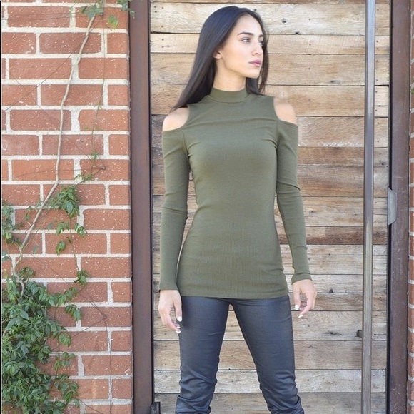 Cold shoulder olive long sleeve top - Picture 2 of 3